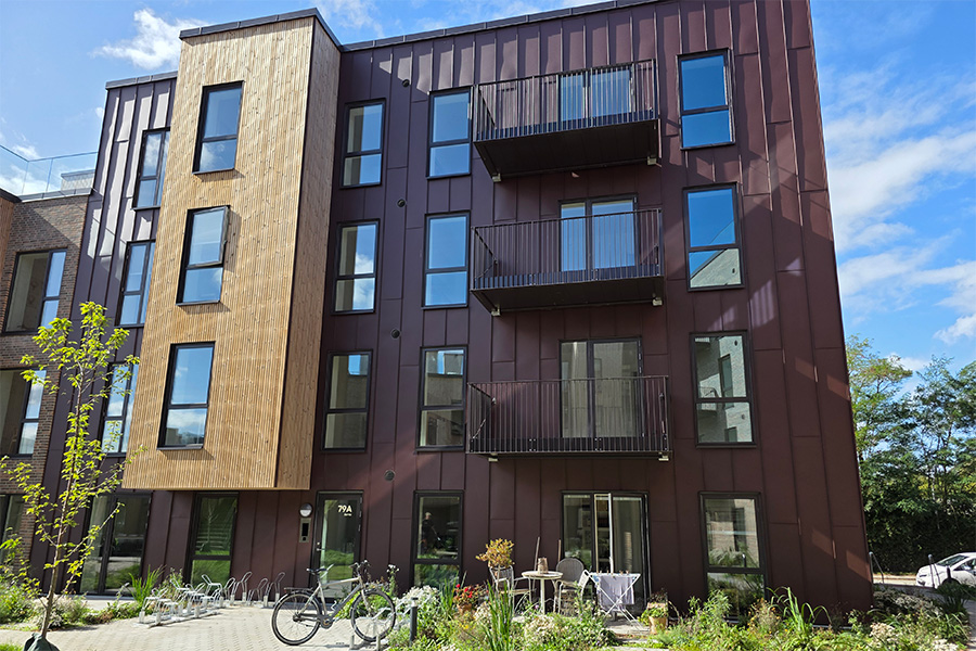 Klikfals - Mahogibrun